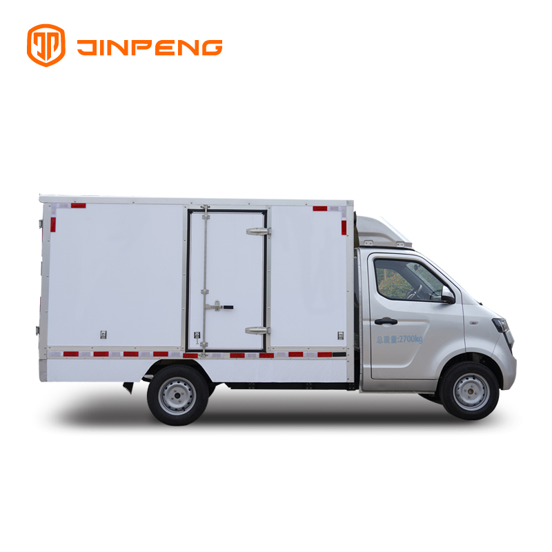 Tốc độ có ảnh hưởng đến số dặm trong một chiếc xe điện không?